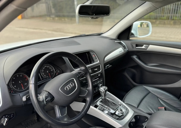 Audi Q5 cena 78500 przebieg: 81039, rok produkcji 2015 z Warszawa małe 277